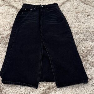 SHEIN Black Denim Skirt